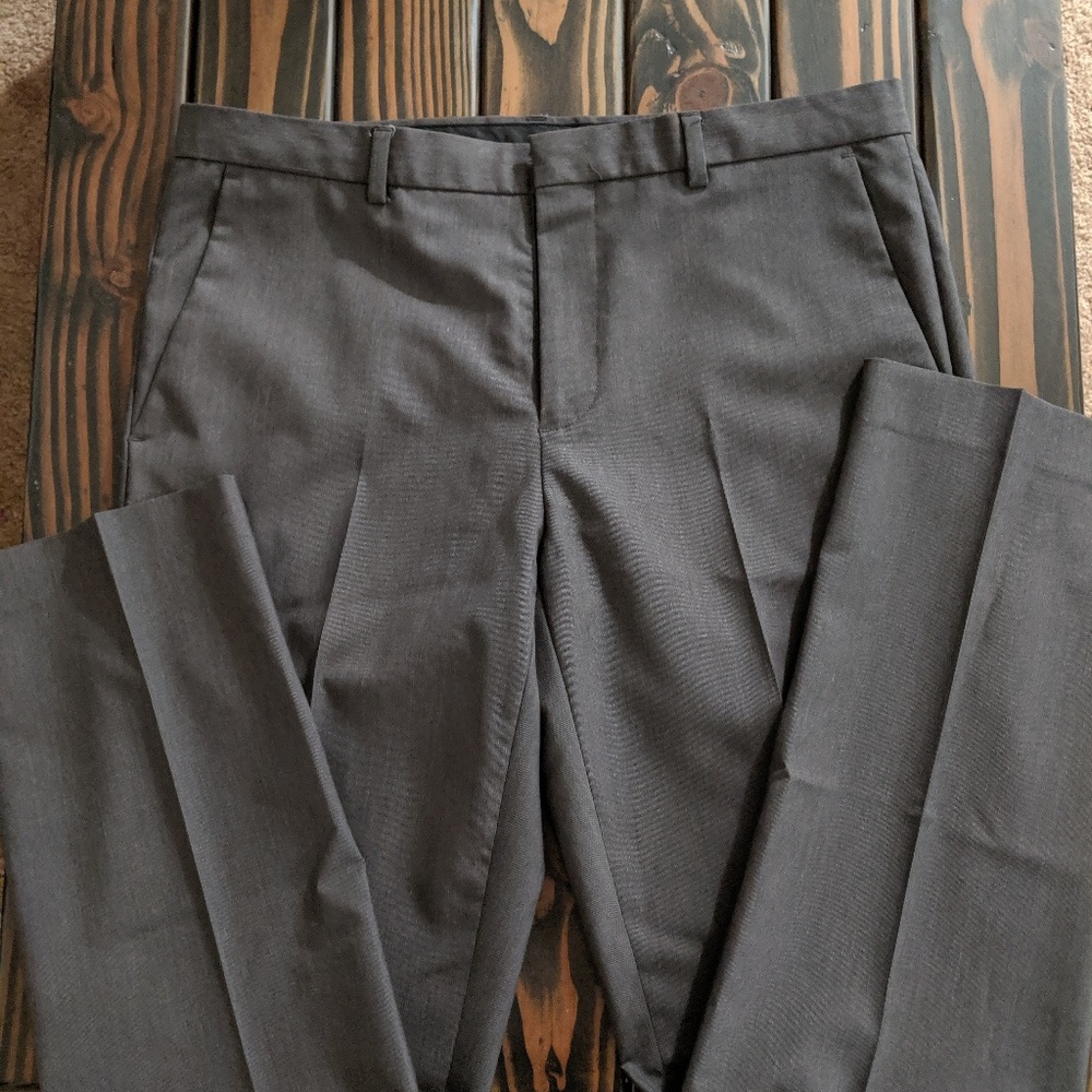 Calvin Klein Men's dress pant, slim fit
